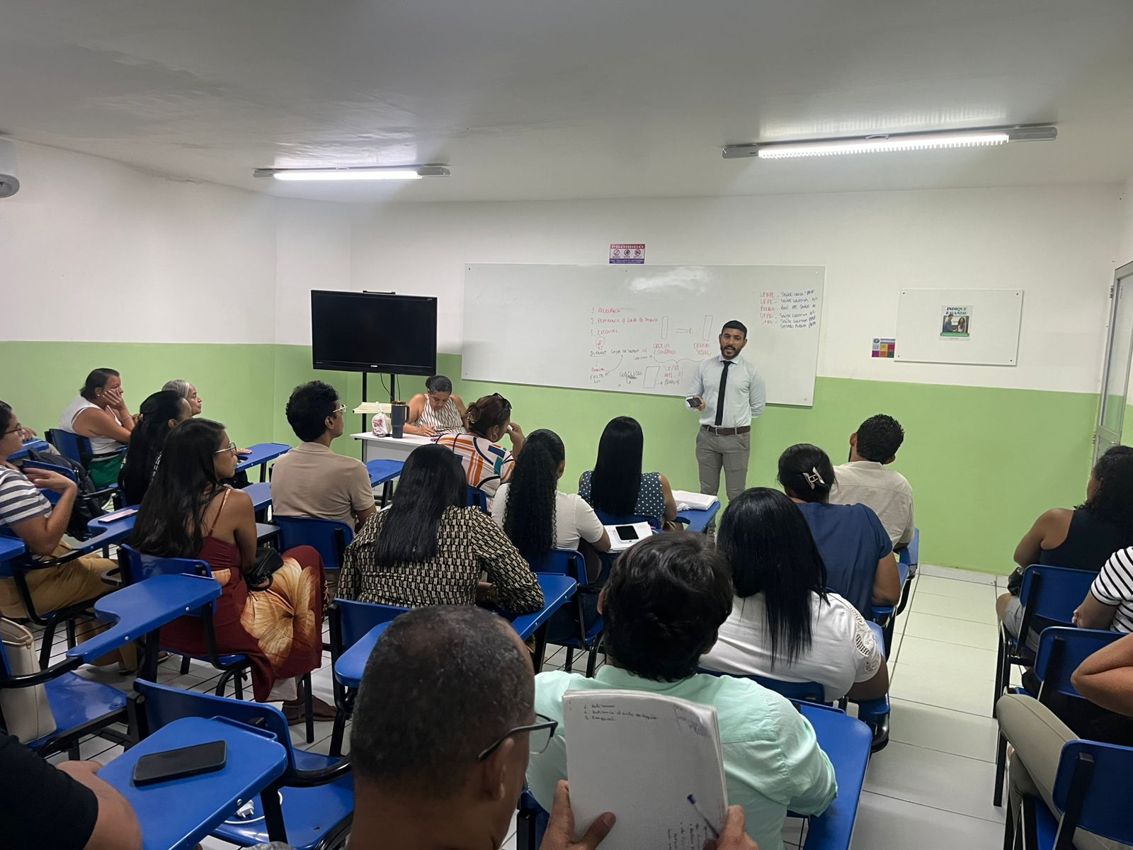 Qualificação que transforma carreiras: SIMUSS realiza aula inaugural do Programa de Mentoria Stricto Sensu 2026.1